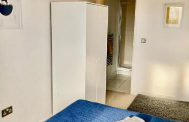 VIPAbodes at Woking Central - Photo 27