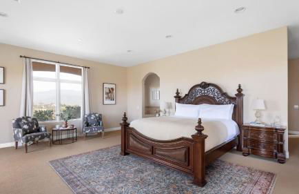 Palazzo Del Sol By AvantStay Breathtaking Home w Mountain Views Hot Tub - Photo 22