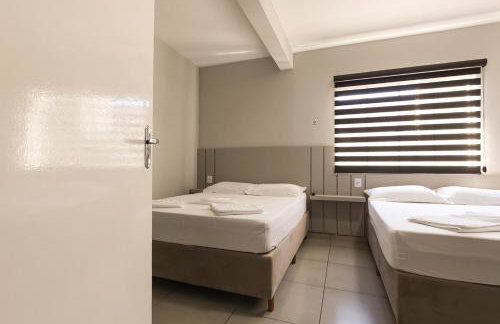 Lou Suítes - Suíte 03 com 2 camas de casal - Conforto para sua Família - Foto 30