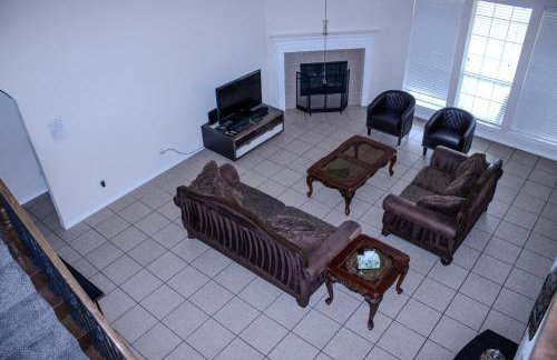 Spacious 4200 sqft - 6 bdrms 4 bath - Gym - Pets OK Near PGA - Universal KIDS - Star Frisco - Photo 38