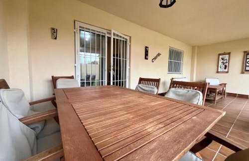 Almerimar Amplio Apartamento de 3 Habitaciones con Piscina, pista de padel, futbol y Garaje Cubierto para 2 Coches en Altas Entinas - Foto 17