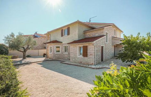 Four-Bedroom Holiday Home In Golubovo - Foto 14