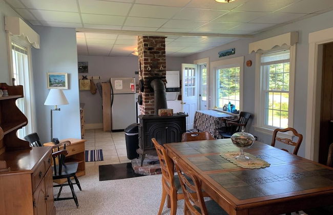 Geary House at Fifield Point - Photo 17