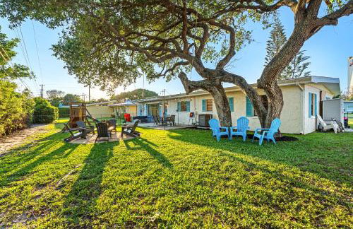 Surf Drive - Ultimate Beach Getaway for Families - Photo 57