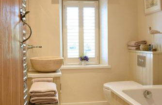 Beautiful 2 Bed Cottage in heart of Newton Ferrers - Foto 13