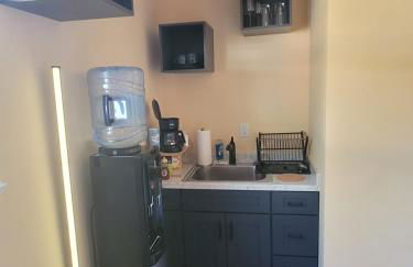 Twin Pines Studios - Photo 8