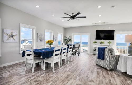 Walkable Topsail Retreat with Hot Tub and Views - Foto 14