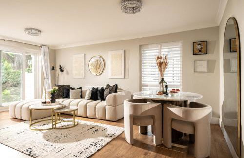 Seahaven in Sandbanks with Private Hot Tub - Photo 7