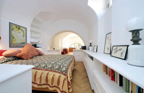 Pantheon Apartment with private terrace - Photo 19