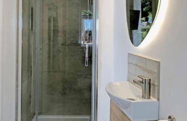 The Cuckoo's Nest - A Romantic & Peaceful Hideaway - Photo 18