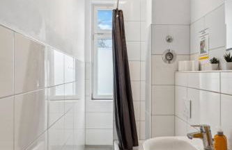 Geräumige Monteurswohnungen inkl Parkmöglichkeiten - Foto 9