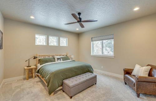 All-Season Cabin Hot Tub and Sauna in Donnelly - Foto 11