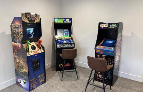 TetonHaus 5BR Hot Tub Game Room Walk to Driggs 20 min to Targhee - Foto 8