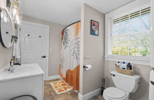 Spacious-5 Beds! 3 Mi to Mohegan - Foto 19