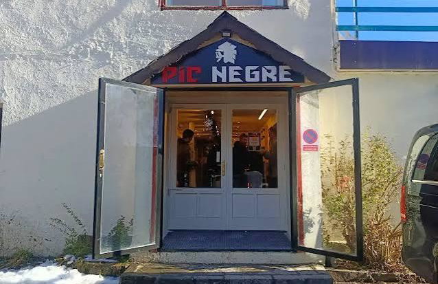 Vermietung von Ski / Schneematerial. Pic Negre - Candanchú - Foto 1