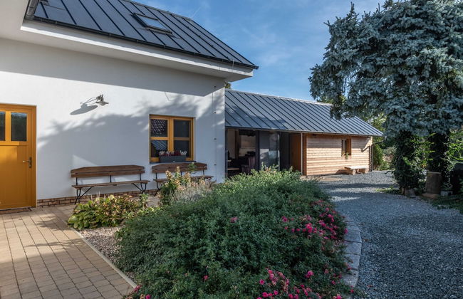 Komarov Pkk031 in Kladruby nad Labem - Foto 6