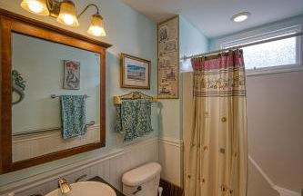 Beach House Retreats 6-just 30 Steps from the Beach with Rooftop Hot Tub and Gourmet Kitchen - Foto 12