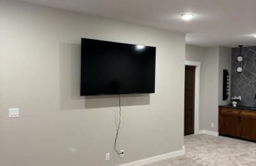 Custom Luxury Rambler in Highland Hills - Foto 41