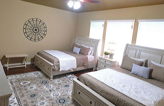 6Bdrm 3.5Bath 14Beds - 2 Story Houston - Foto 5