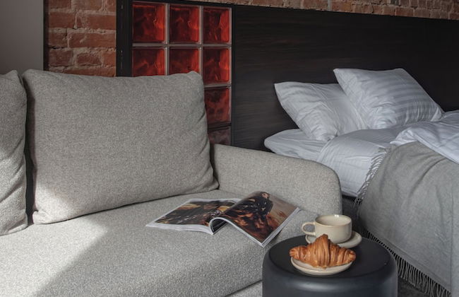 Resume Apartments - Photo 31