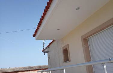 SL House Rental - Photo 3