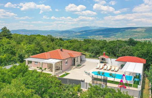 Awesome Home In Kamenmost With Jacuzzi - Foto 20