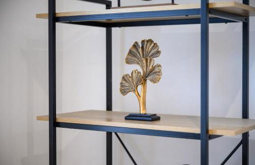 Luxury Apartment Heart of Didsbury - Photo 17