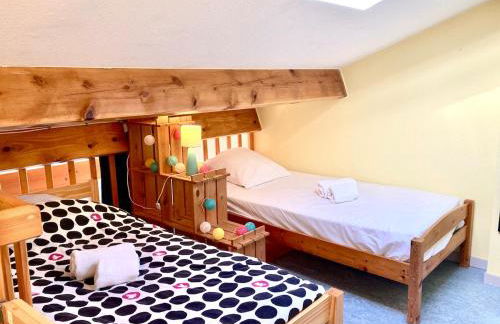 House in private residence , beach and pool access - Photo 2