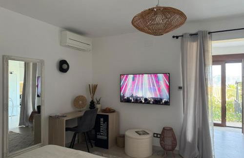 Mediterranean Apartment Villa in Alfas del Pi - Photo 31