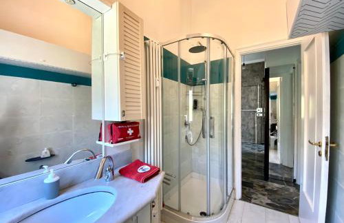 Terrazza su Genova - 300sqm Rooftop Penthouse w Sea & City Views - Close to Aquarium - Foto 8