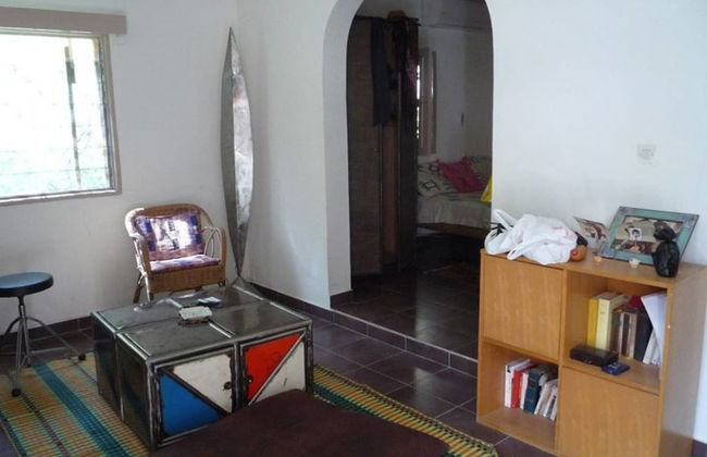 Picturesque Studio Apartment - Photo 14