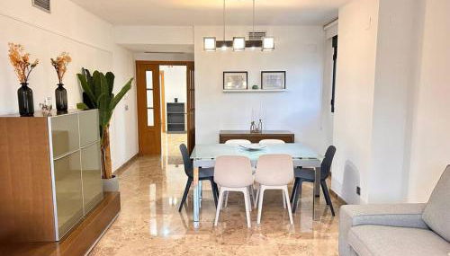 Amplio y Lujoso con vistas - Foto 3