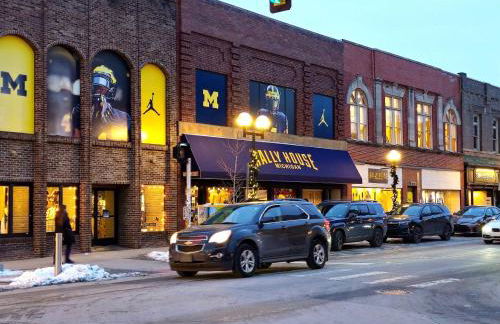 Downtown A2 Gem - Next to Hospitals, Stadium & Restaurants - Foto 34