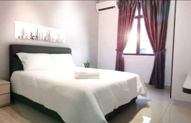 Yolo Desaru - Foto 5