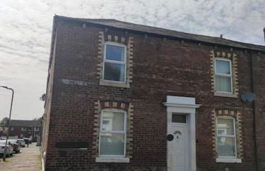 Family Home Near City Centre - Foto 1