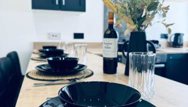 Sterling House - by Eazystays - Photo 3