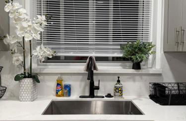 Modern2BR Home SoFi LAX Parking Fast WiFi - Foto 3