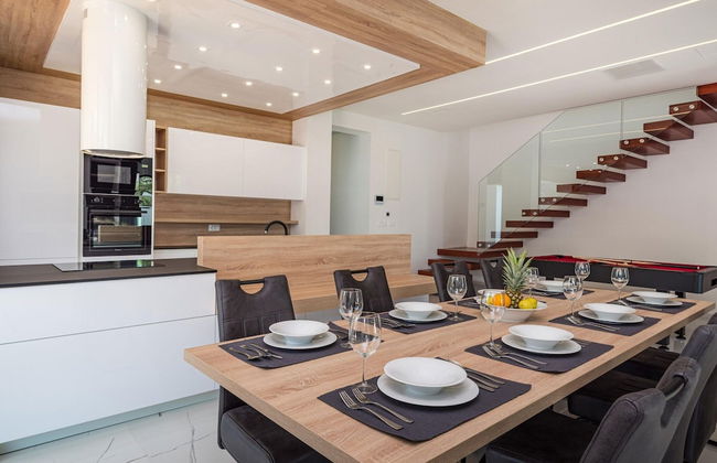 Luxury Villa With Private Indoor and Outdoor Pool - Foto 5