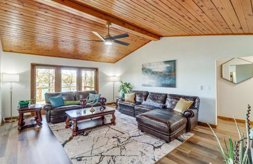 Tranquil Lakefront Greers Ferry Escape with Fire Pit - Foto 4