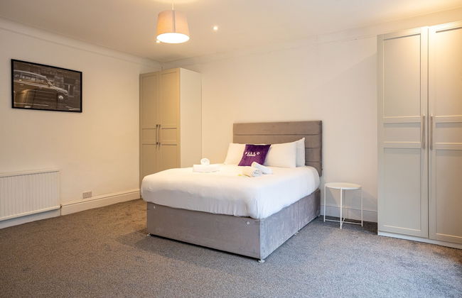 Pillo Rooms - 4BR House near Heaton Park - Foto 2