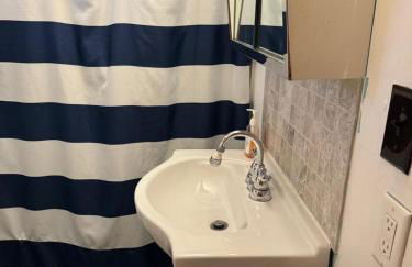 Pittsburgh's South Side 3BD 2 miles to PNC park - Foto 47