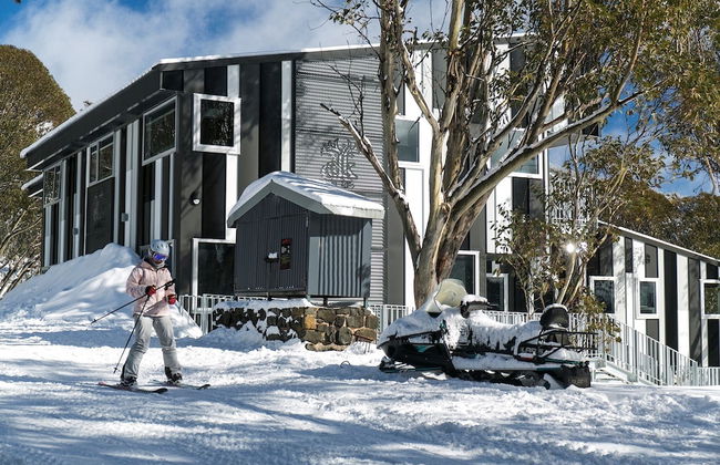 Elk at Falls - Photo 66