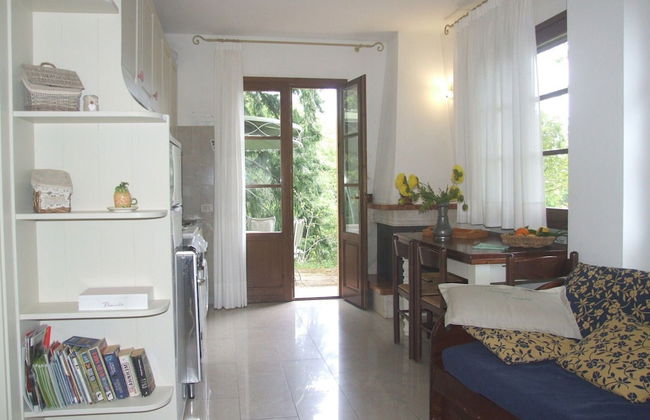 Apartment in Sassetta With Pool and Scenic Views - Photo 9