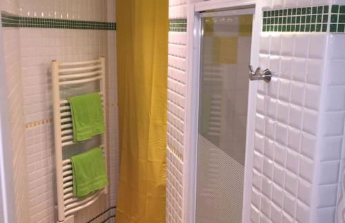 Calme et terrasse arborée en centre ville - Foto 12