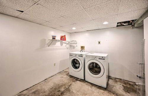 Cozy Redmond Retreat Spacious Deck and Yard! - Foto 26