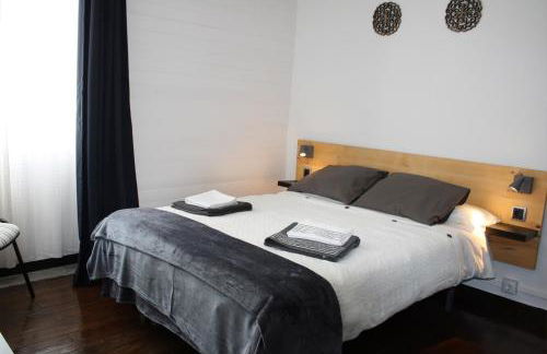 APARTAMENTO CÉNTRICO, AMPLIO y LUMINOSO - Photo 2