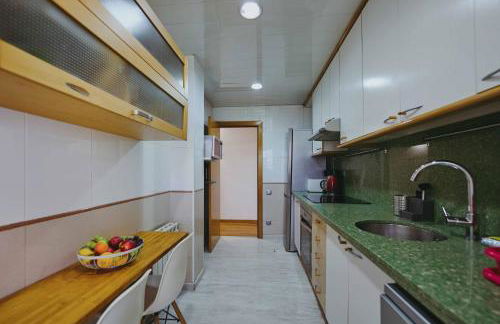 3 bedroom Huge apartament near the beach - Foto 15