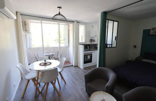 Studio tout confort - Climatisation, parking, wifi - Foto 2