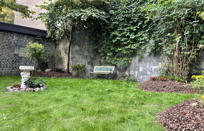 Exquisite 1Br/Ba Apt w/Free Parking in City Center - Foto 11