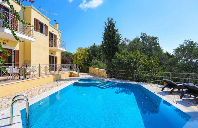 Villa Aloni in Paxi With 2 Bedrooms and 3 Bathrooms - Photo 47